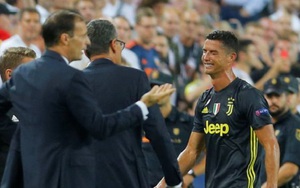 Ronaldo nhận thẻ đỏ, khóc rời sân ở trận Juventus thắng Valencia 2-0