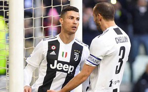 Juventus 2-1 Sampdoria: Ronaldo 'gánh team'. VAR giúp Juventus thoát bàn thua ở phút cuối