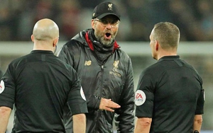 Juergen Klopp nổi đóa với trọng tài sau khi Liverpool bị West Ham chia điểm