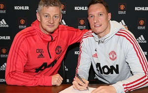 Fan M.U tá hỏa sau khi Phil Jones gia hạn hợp đồng tới 2023