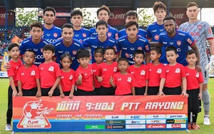 Buriram 1-0 Muangthong: Văn Lâm bất lực nhìn Muangthong nhận thất bại