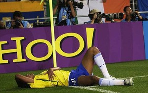 Ngày này năm xưa: Rivaldo thực hiện màn ăn vạ thô thiển ở World Cup 2002