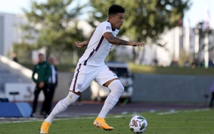 Jadon Sancho lại gây thất vọng ở tuyển Anh, MU có còn thiết tha?