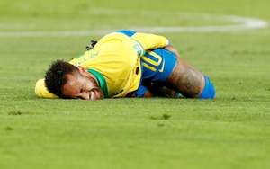 Neymar bị gọi là 'gã hề' vì chuyên ăn vạ để kiếm phạt đền