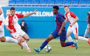 Alejandro Balde, thần đồng mới được đôn lên đội một của Barcelona là ai