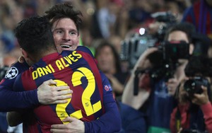 Dani Alves tiết lộ về lời khuyên giúp Messi quyết định ở lại Barcelona