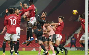 Bóng đá hôm nay 28/1: MU thua trận, Ole chỉ trích trọng tài. Real Madrid nợ gần 1 tỷ euro