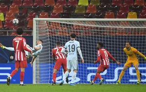 Chelsea: Giroud đang khiến HLV Tuchel hối hận