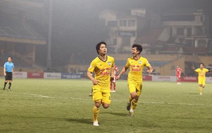 Khổ luyện như Harry Kane, Công Phượng đang sở hữu 'vũ khí hủy diệt' mới