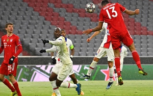 Bayern Munich có học được MU để ngược dòng trước PSG?