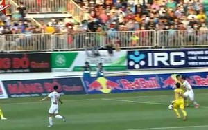 HAGL vs Hà Nội: Tranh cãi tình huống Văn Toàn bị từ chối 11m