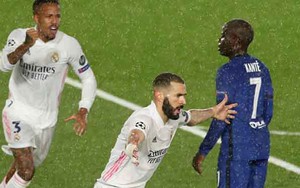 Báo thân Real khẳng định bàn thắng của Benzema không hợp lệ