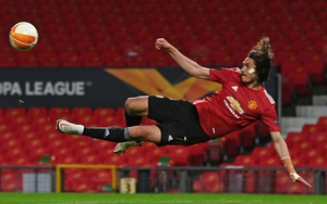MU vs Villarreal: Giờ là lúc MU nhờ cậy 'chiến binh' Cavani