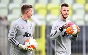 Solskjaer đã cân nhắc cho Henderson bắt luân lưu ở Chung kết C2