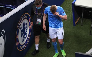 De Bruyne mắt tím bầm, khóc nức nở khi bị thay ra ở Chung kết C1