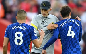 GÓC CHIẾN THUẬT: Chelsea phòng ngự như thế nào trước Liverpool khi thiếu người?