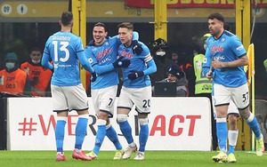 AC Milan 0-1 Napoli: VAR khiến Milan ôm hận, Napoli vươn lên vị trí nhì bảng