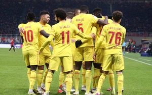 AC Milan 1-2 Liverpool: Salah và Origi tỏa sáng giúp Liverpool toàn thắng