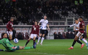Inter chia điểm với Torino, đội bóng của Mourinho suýt thua trên sân khách