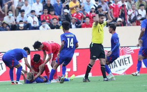 Cầu thủ U23 Lào được khen ngợi vì cứu đối thủ khỏi cảnh nuốt lưỡi