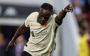 Aston Villa 1-2 Liverpool: Ngược dòng ấn tượng, Liverpool tiếp tục bám đuổi Man City