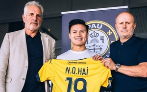 Quang Hải sáng cửa đá chính sau tuyên bố đặc biệt của chủ tịch Pau FC