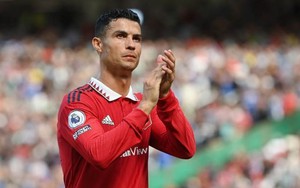 Kết quả bóng đá Brentford 4-0 MU: Ronaldo tịt ngòi, MU thua muối mặt