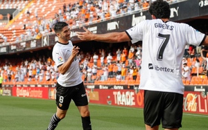 Soi kèo nhà cái Valencia vs Girona. Nhận định, dự đoán bóng đá La Liga (00h30, 15/8)