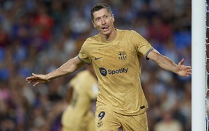 Real Sociedad 1-4 Barcelona: Lewandowski 'mở tài khoản' sau 46 giây