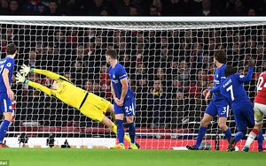 Video bàn thắng Arsenal 2-2 Chelsea: Tranh cãi, rượt đuổi hấp dẫn đến phút cuối