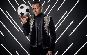 Cô vợ người mẫu của Dani Alves nổi bật tại Lễ trao giải FIFA The Best 2018