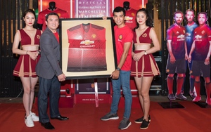 Dwight Yorke của MU trở lại Việt Nam, MUSVN ra mắt bài hát của Hội