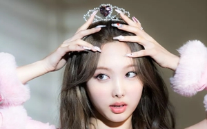 Nayeon Twice lập thêm nhiều kỷ lục nghệ sĩ solo trên Billboard