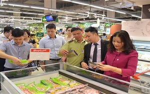 Tháng khuyến mại Hà Nội 2019, nhiều mặt hàng giảm giá sâu tới 90%