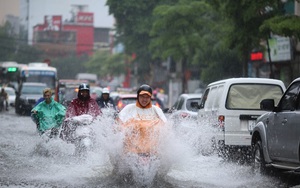 Sắp có mưa lớn diện rộng, Bắc Bộ chấm dứt nắng nóng từ 13/8