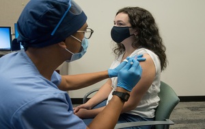 Các công ty dược phẩm cam kết không đốt cháy giai đoạn trong nghiên cứu vaccine phòng Covid-19