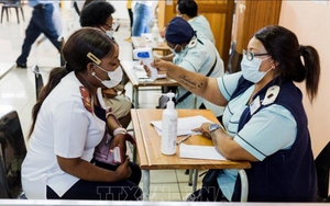 Người từng nhiễm biến thể Covid-19 Nam Phi có thể miễn nhiễm các biển thể khác