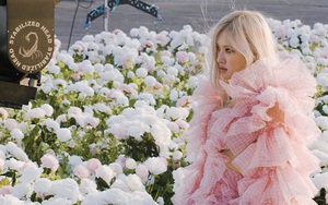 Rosé Blackpink tung loạt ảnh hậu trường không thể rời mắt