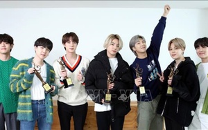 BTS là nhóm nhạc nam 'hot' nhất K-pop tháng 8