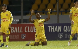 Nam Định đánh bại Quảng Nam, SLNA hòa Hồng Lĩnh Hà Tĩnh