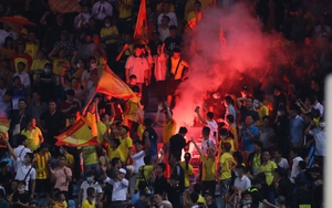 Bóng đá Việt Nam hôm nay: Hà Nội FC đối mặt với án phạt vì pháo sáng