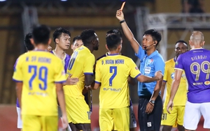 Bóng đá Việt Nam hôm nay: SLNA khiếu nại trọng tài. Thanh Hoá nhận thưởng tiền tỷ