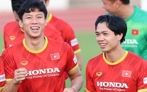 Việt Nam 2-0 Lào: Công Phượng, Văn Đức toả sáng