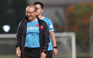 Bóng đá Việt Nam hôm nay: Tuyển Việt Nam 'xả trại' sau khi tiêm mũi 3 vaccine COVID-19