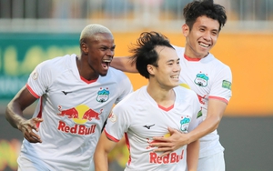 Bóng đá Việt Nam hôm nay: Văn Toàn nhận danh hiệu cầu thủ hay nhất tháng 7