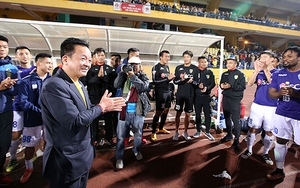 Bầu Hiển không treo thưởng trước trận chung kết Hà Nội đấu Viettel