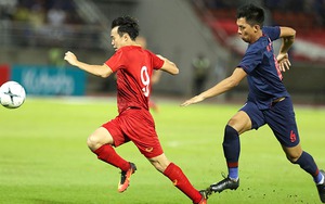 Bóng đá Việt Nam hôm nay: Kiatisuk động viên học trò trước khi lên đội tuyển