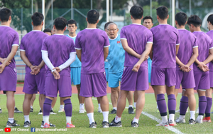 AFF Cup 2021 hôm nay: HLV Park Hang Seo nhắc nhở học trò