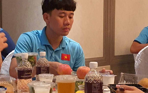 AFF Cup 2021 hôm nay: Thái Lan phàn nàn về đồ ăn tại Singapore