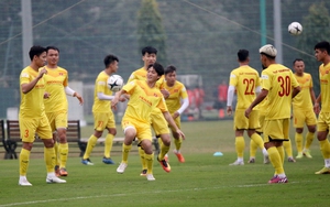 Bóng đá Việt Nam hôm nay: Tuyển Việt Nam đá giao hữu Bình Định